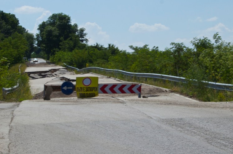 Bulgarian road collapse