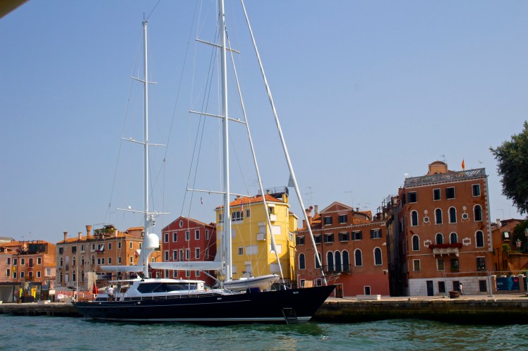 yacht